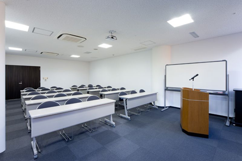 B会議室（２階） - 大阪会議室 松下IMPビル会議室