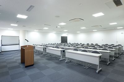 大阪会議室 松下IMPビル会議室 C会議室（２階）の室内の写真