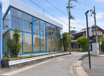 山の上Base 約90㎡・イベント・マルシェ・セミナーに「Baseひろば」の室内の写真