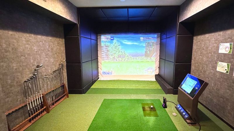 GOLF HILLS 四谷 - GOLF HILLS 四谷