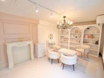 女子会にもおすすめです🎶 - milk studio 日本橋店 ピンク・クラシック🩰🪽の室内の写真