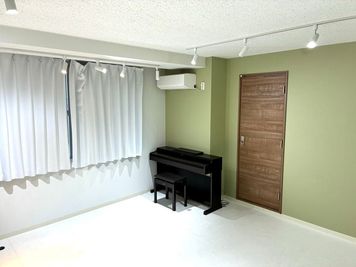 スタジオディライツ三軒茶屋 三軒茶屋5分　音楽スタジオの室内の写真