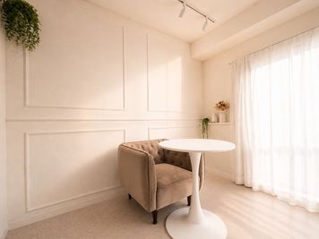 完全貸切の撮影スタジオ Onlyna柏 完全貸切の撮影スタジオOnlyna柏店の室内の写真