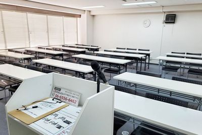 近商ビル6B（スクール形式） - SMG/ 四ツ橋・近商ビル 【アイドル特典会プラン】SMG貸し会議室近商ビル6階B室の室内の写真