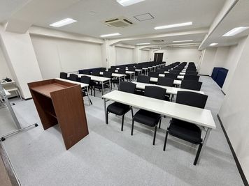 【TKP上野駅前ビジネスセンター】 【上野駅から徒歩2分!】3名掛け72名収容可能な大型会場!! - TKP上野駅前ビジネスセンター