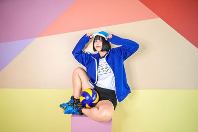 パステル幾何学ウォール｜アイドル・魔法少女・ポップ系のキャラクター撮影に。 - 自然光 撮影スタジオDOLLYニュー飯田橋1号店 撮影スタジオDOLLY飯田橋1号店（個人利用）の室内の写真