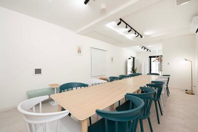 【Port Lounge 東神奈川駅前】 Port Lounge 東神奈川駅前の室内の写真