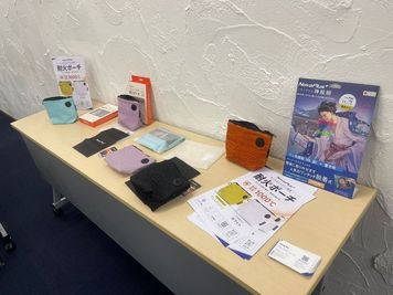 NovaPlus+（樂晴科技）様 展示会・説明会 商品展示の様子 - SMG/四ツ橋・サンワールドビル 【アイドル特典会プラン】SMG貸し会議室サンワールドビル1号室の室内の写真
