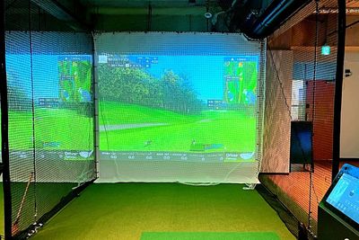 マイゴル西横浜店の室内の写真
