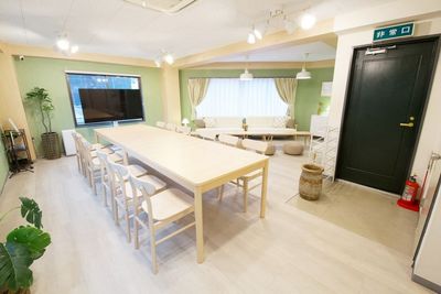 940_cafe神戸三ノ宮 レンタルスペースの室内の写真