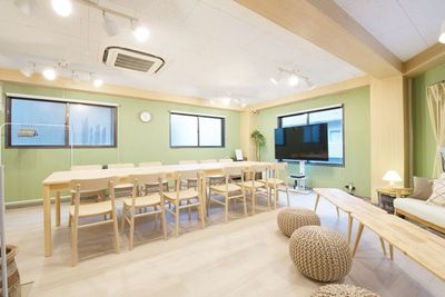 940_cafe神戸三ノ宮 レンタルスペースの室内の写真