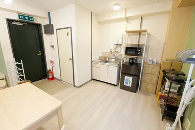 940_cafe神戸三ノ宮 レンタルスペースの室内の写真