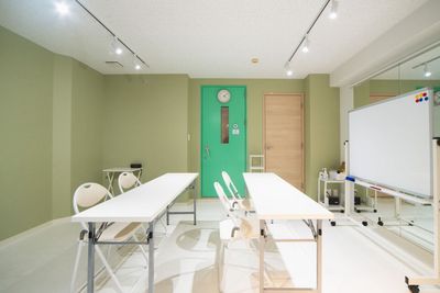 スタジオディライツ三軒茶屋 三軒茶屋5分　レンタル会議室の室内の写真