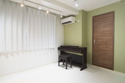 電子ピアノ YAMAHA YDP-165 - スタジオディライツ三軒茶屋 三軒茶屋5分　音楽スタジオの室内の写真