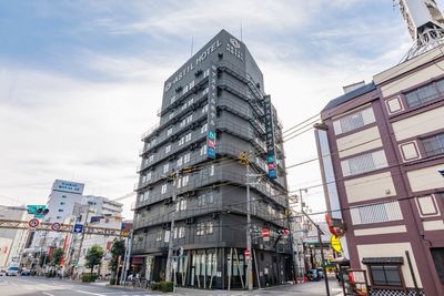 room CAFE 十三店 十三駅徒歩2分 コワーキング＆カフェ room CAFE 十三店の外観の写真