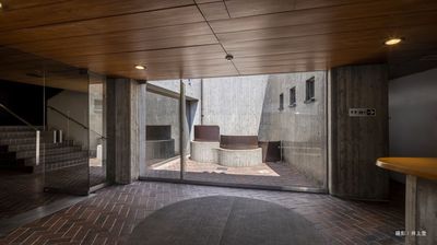 １Ｆ玄関スペース①　＜撮影：井上登＞ - 建築家会館　本館 貸し会議室のその他の写真