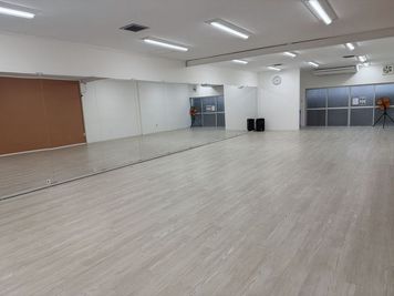 Dance School Myself Dance school Myselfの室内の写真