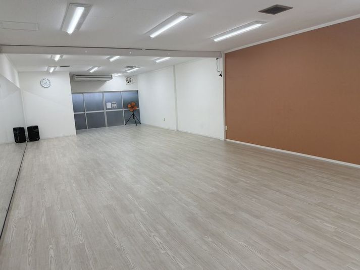 Dance School Myself Dance school Myselfの室内の写真