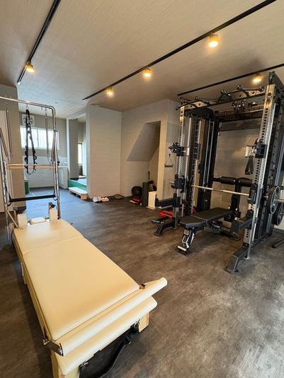 REBORN PERSONAL GYM - REBORN PERSONAL GYM