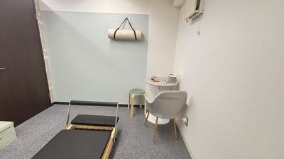 RAVI Pilates & Beauty ピラティス個室 ルーム1の室内の写真