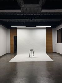 約60㎡・2.7m白バックペーパー|宣材・ファッション・ポートレート・動画撮影に - apartment A