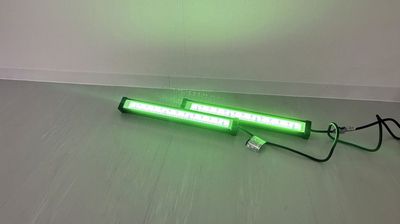 ＬＥＤバー（緑）。動画の背景演出にも使えます。 - KYOTO撮影スタジオStar ダンス・ヨガ練習プランの設備の写真