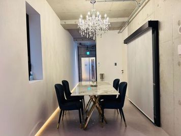 Luxury Sweet HAKATA NewOPEN！駅チカ徒歩30秒 90㎡LSHakata 4A'の室内の写真