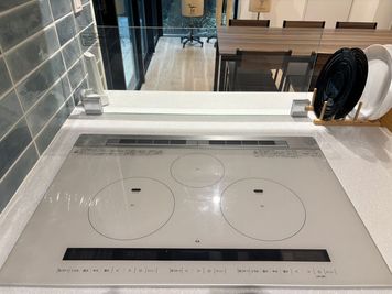 両国駅チカにある調理が可能なキッチン付きスペースです✨
撮影利用も可能となります📸 - MYROOM space 両国001 MYROOM space 両国001｜キッチン🍳撮影📸の室内の写真
