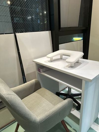 Kaede Cafe + レンタル ネイルスペースの室内の写真