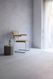 切株　ヴィンテージチェア - SOCIALGOOD　GALLERY レンタルスタジオ_原宿・北参道【ポップアップ・展示会用】の設備の写真