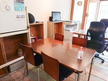 きよりや 南伊豆・下賀茂商店街の貸切ワークスペースの室内の写真