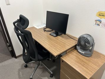 【集中して作業する際やweb会議に最適です】 - TIME SHARING ビステーション新横浜 301の室内の写真