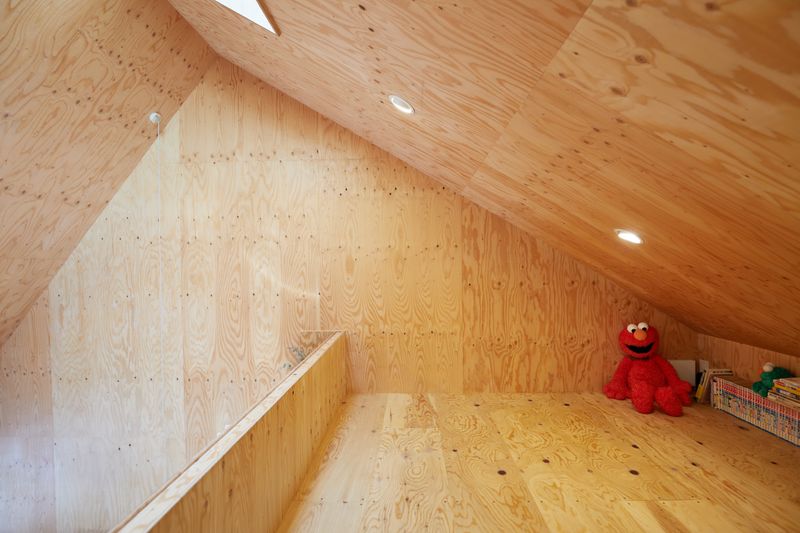 ハウススタジオ - milkcartonhouse