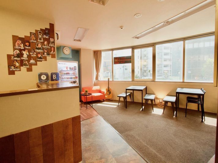 ホステルラウンジ - 大阪ゲストハウスNEST