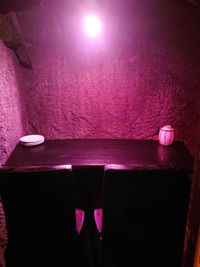 シェフのいないレストランの室内の写真