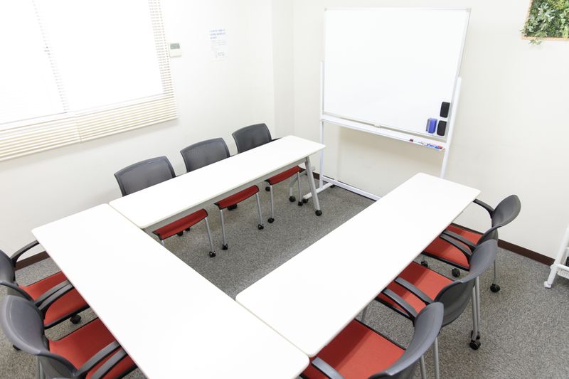 貸し会議室 - みーてぃんぐすぺーす本町