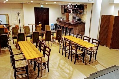 パーティセッティング例 - 伽琉駝門（カルダモン）カフェ オールスペース（全店）の室内の写真