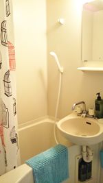 オプションでシャワー利用可能 - スタジオ　カノン　東町店 ダンススタジオの設備の写真