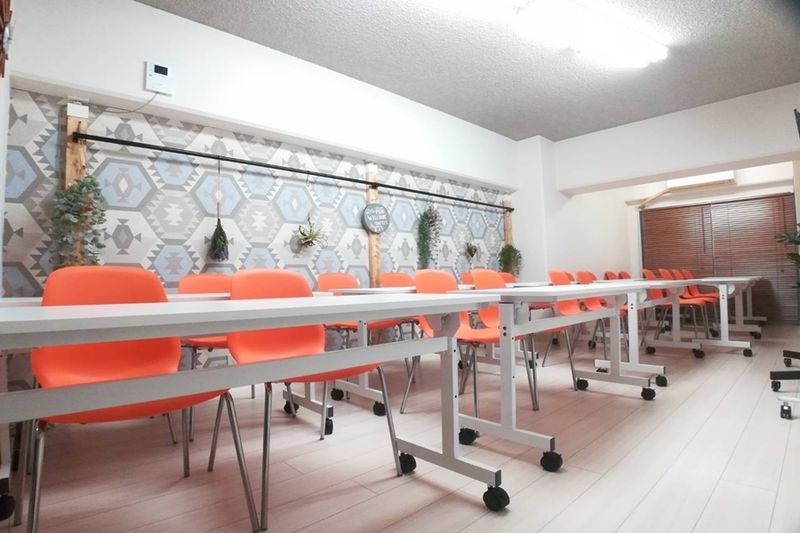 シャルム新大阪　会議室 - お気軽会議室　新大阪２