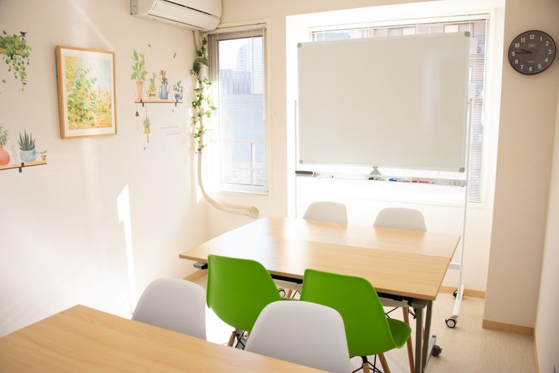 リーフ - エキ前会議室