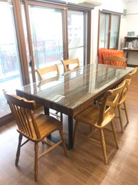 勾当台ハイツ サロンスペースの室内の写真