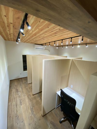 学習・自習スペース「学び舎」芹が谷店 - 学び舎