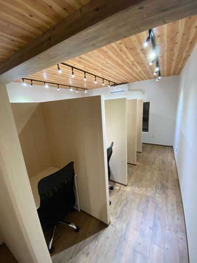 学習・自習スペース「学び舎」芹が谷店 - 学び舎