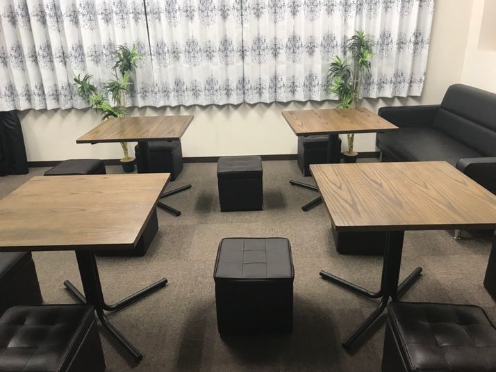 圧倒的コスパ！多目的に使える空間 - クリスタルラウンジ