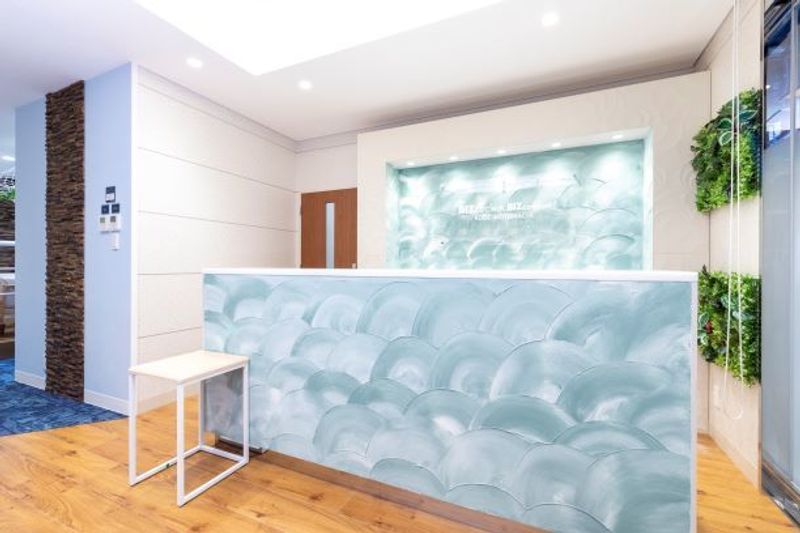 最大32名用セミナールーム - BIZcomfort神戸元町