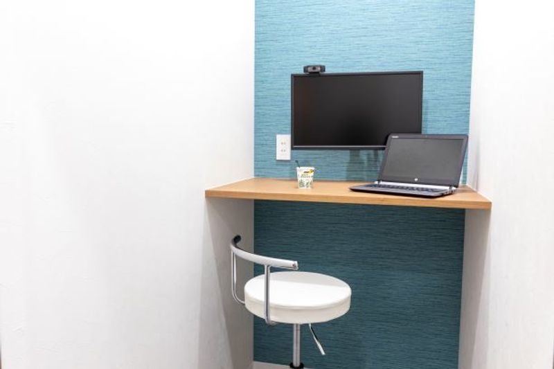 コワーキングスペース - BIZcomfort神戸元町