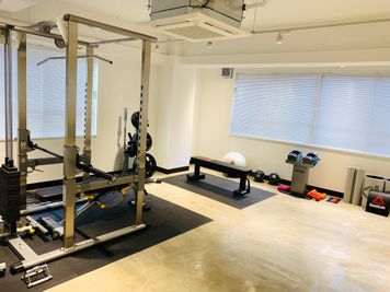 DB Gym シェアトレーニングジムの設備の写真
