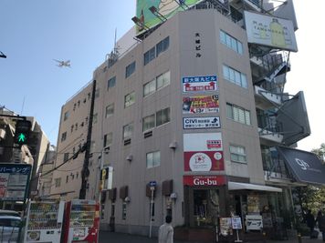 ◆エブリグランデ新大阪◆ 貸会議室、多目的スペースの外観の写真