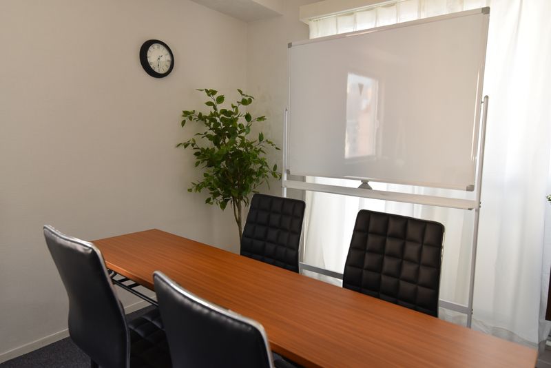 貸し会議室 - エキチカ会議室モカ