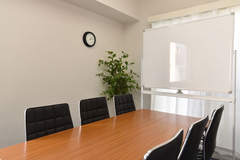 貸し会議室 - エキチカ会議室モカ